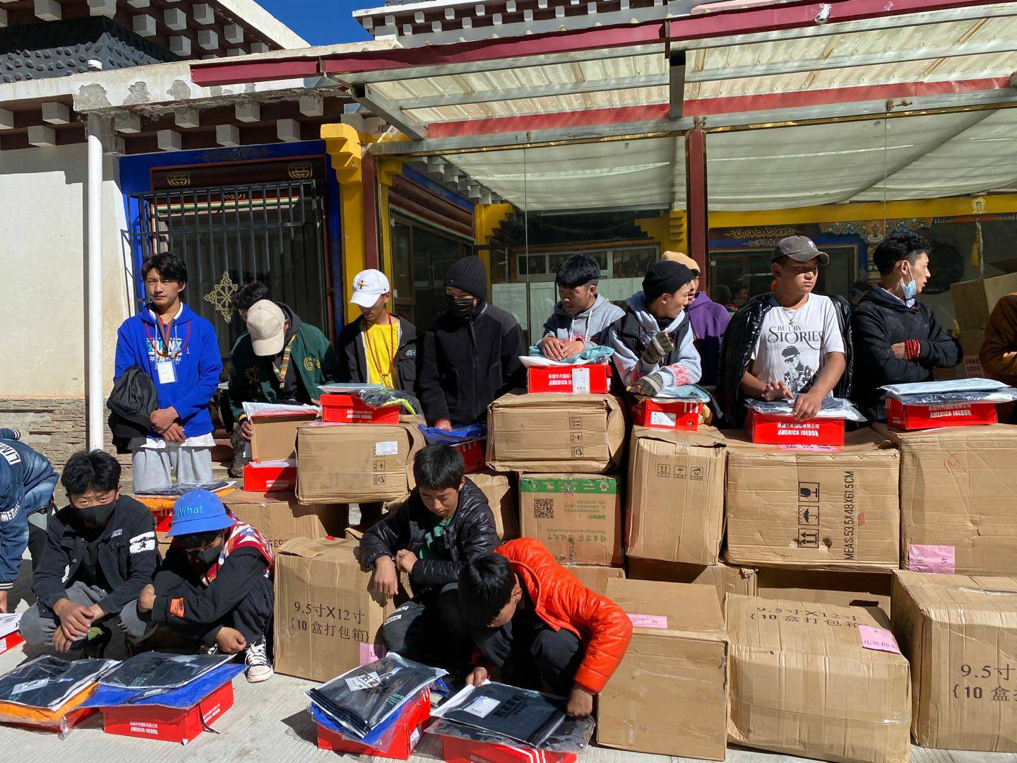 华体会app登录入口-华体会(中国)公益回顾丨家国同欢月同圆 温暖满载甘孜州(图7)