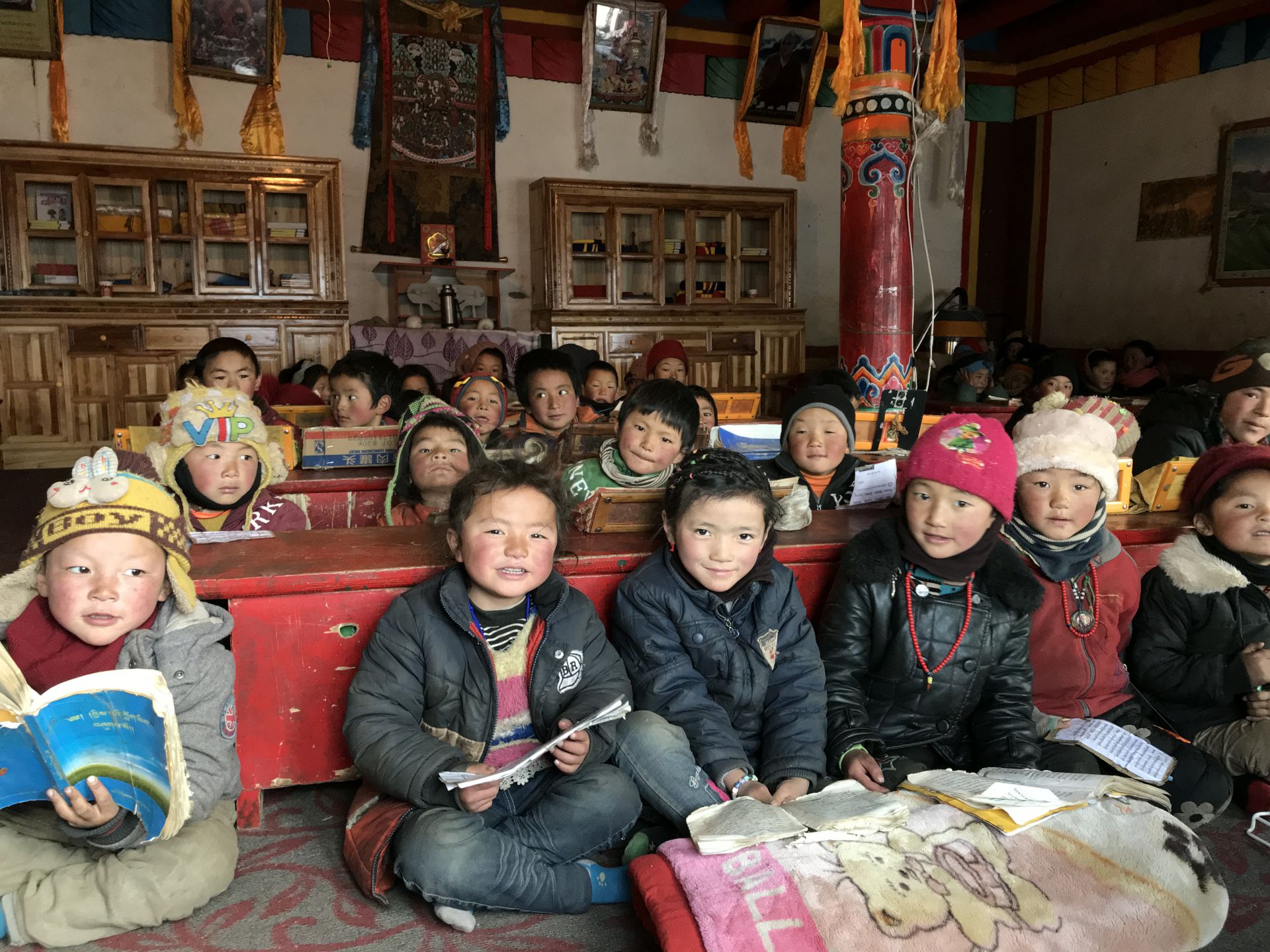 华体会app登录入口-华体会(中国)公益回顾丨家国同欢月同圆 温暖满载甘孜州(图11)